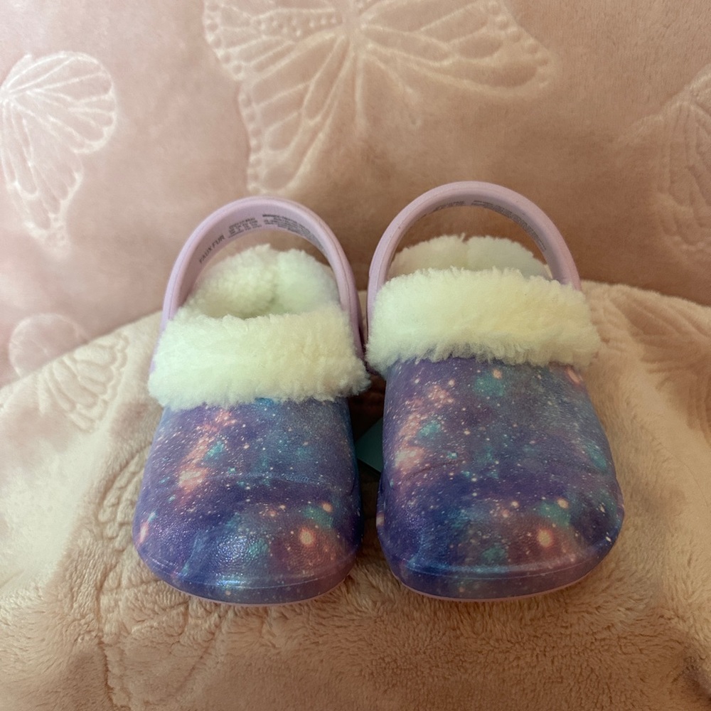 Stride Ride- size 3 little kids. Clogs with light up heels. New never worn.